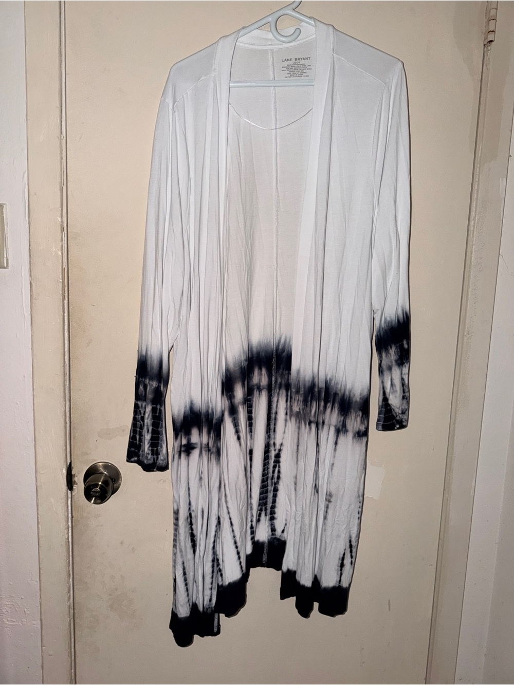 Lane Bryant White and Black Tie-Dye Open Front Cardigan